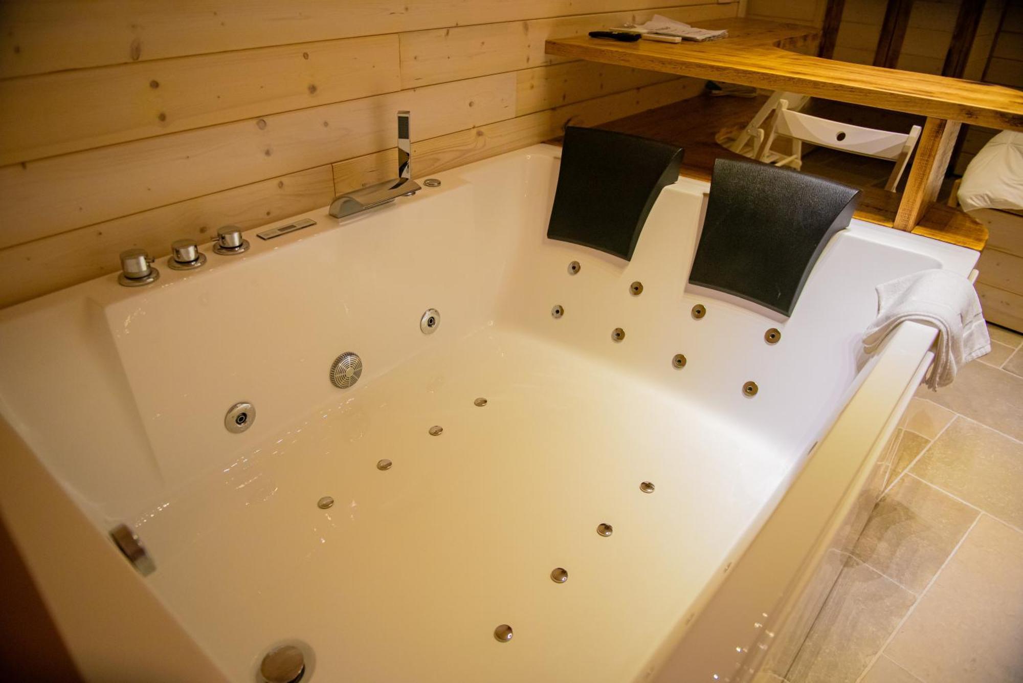 Artemide "Corte Segreta" B&B Suite Spa San Cipriano Picentino Exterior photo